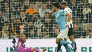 005644700_1772922094-omar_marmoush_selebrasi_newcastle_man_city_ap_ian_hodgson